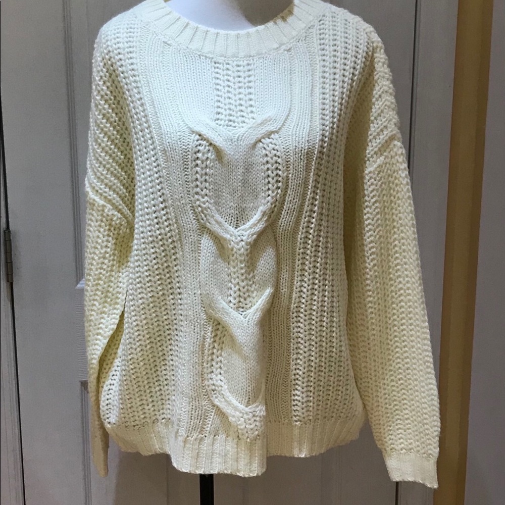 Vero Moda O Neck sweater size 12 retail $48